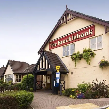 Premier Inn Crewe Central-3