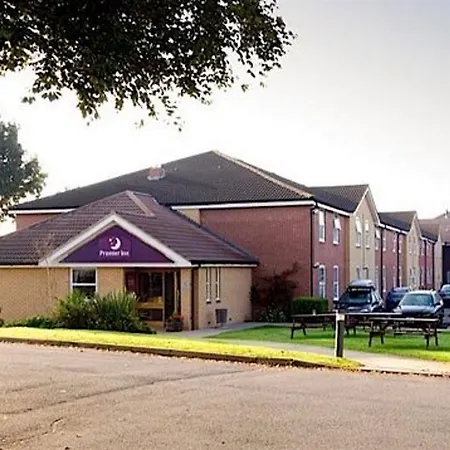 Premier Inn Hereford Holmer-3
