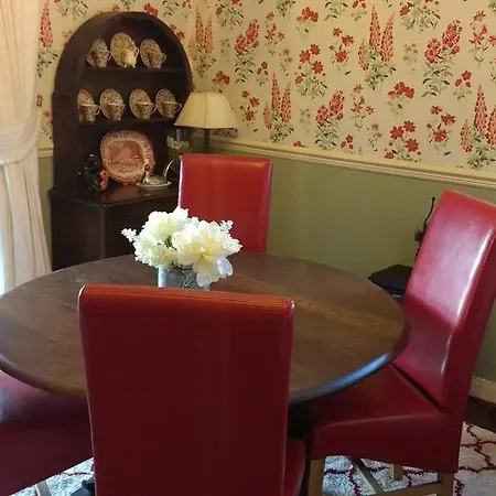 Tilly Cottage-2