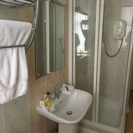 Arkaig Guest House-3