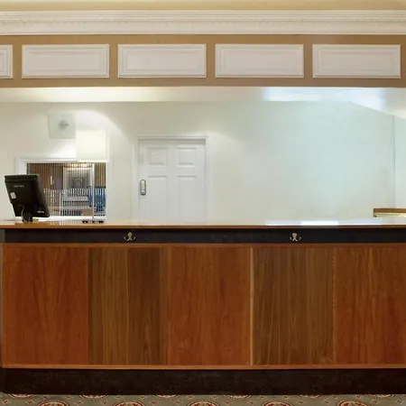 Coventry Hotel By Belvilla Near City Centre-3
