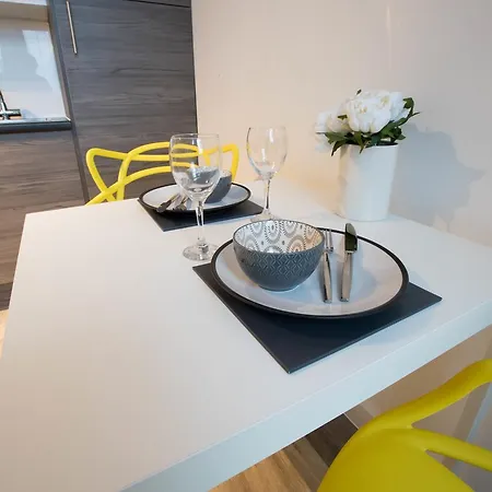 Caro Short Stay - Parker Street-2