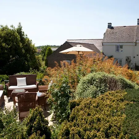 Yalbury Cottage-2