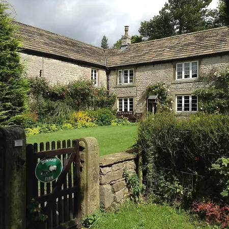 Dunscar Farm Bed & Breakfast-2