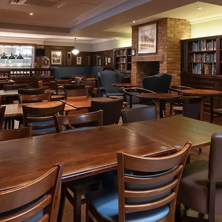 Thomas Ingoldsby Wetherspoon-3