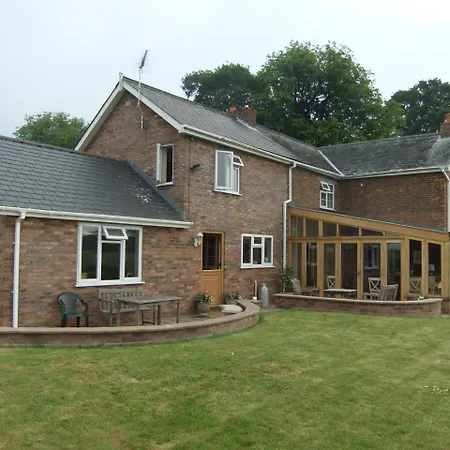 St Mary'S Lodge B And B-3