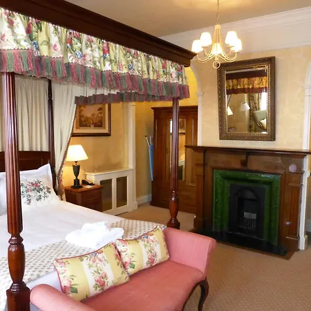 The Bear Hotel-3