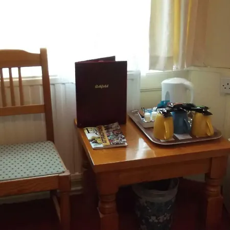 Ashfield Guest House-3