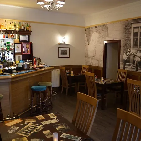 Buccleuch Arms Hotel-2