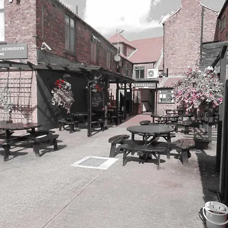 The Lord Nelson-2