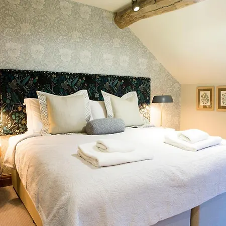 The Legh Arms Prestbury-2