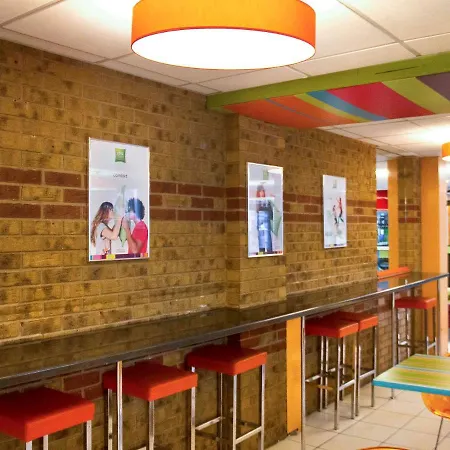 Ibis Styles London Walthamstow-2