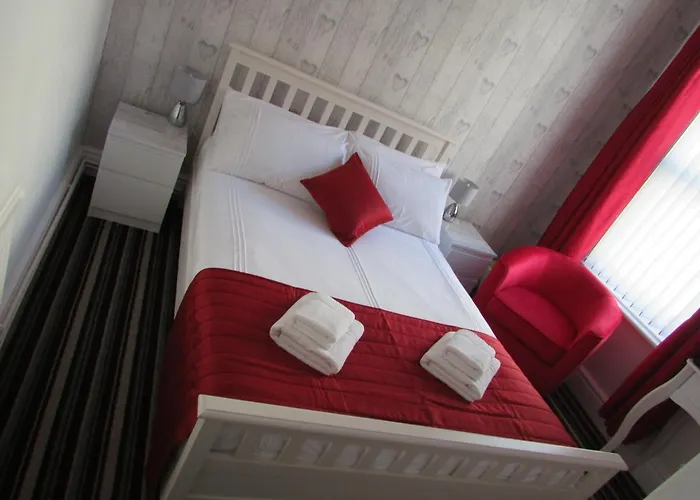 Manor Grove Bed & Breakfast Blackpool