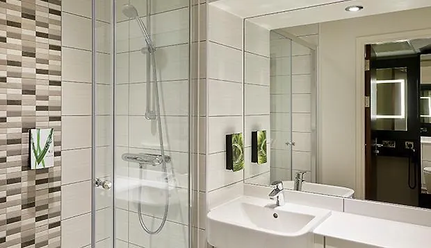 Premier Inn West Bromwich Town Centre