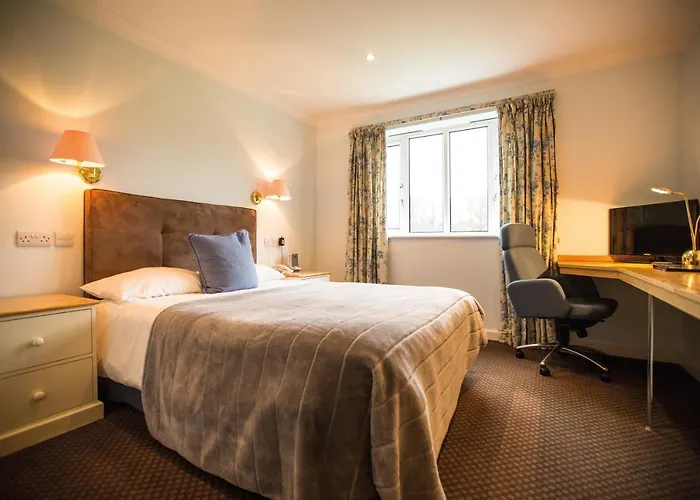 Woodside Hotel, Kenilworth - Warwick