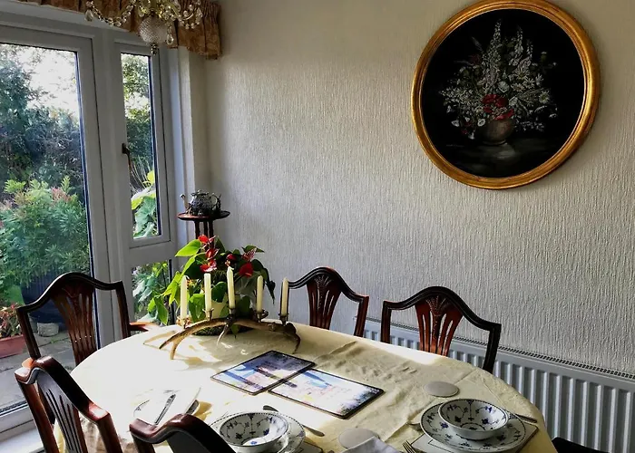 Holly House B&B
