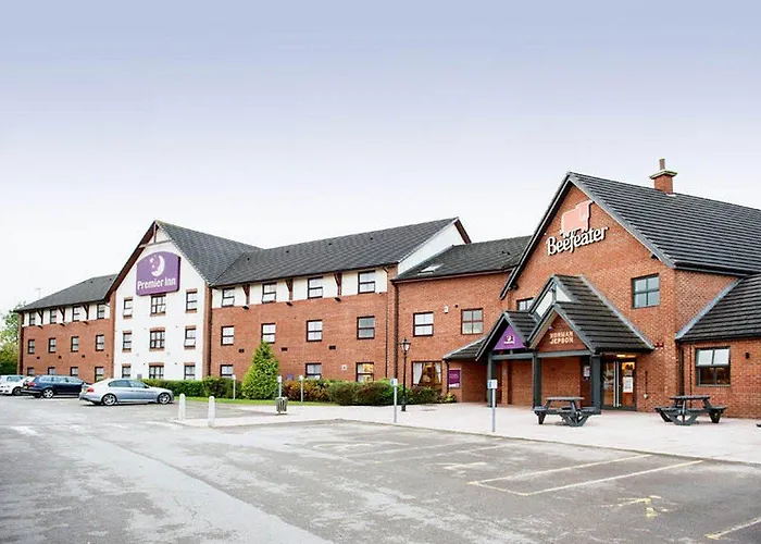 Premier Inn Premier Inn Preston East