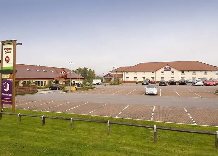 Premier Inn Oldham Central
