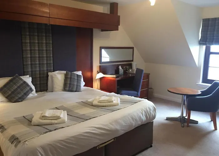 Polochar Inn
