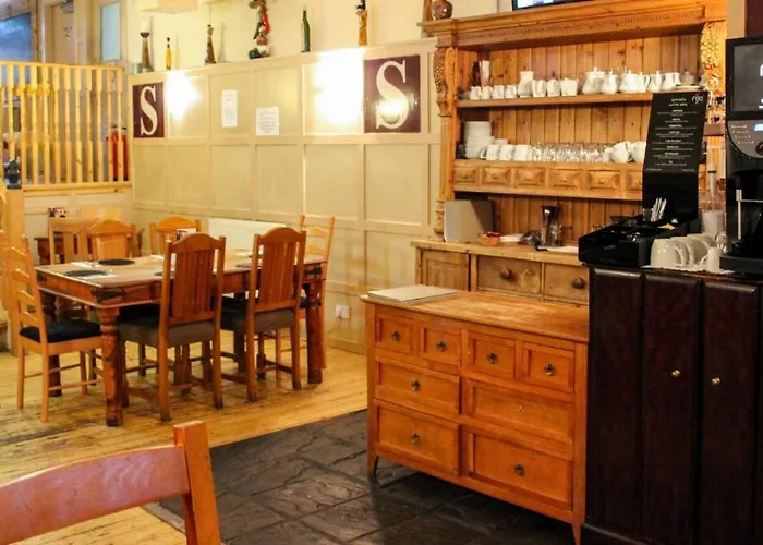 Station Hotel And Restaurant
