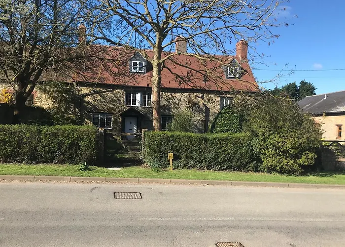 The Old Farmhouse Milton Keynes