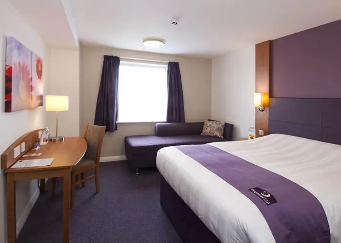 Premier Inn Livingston - Bathgate