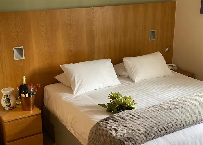 Rooms At 1703 Glenrothes