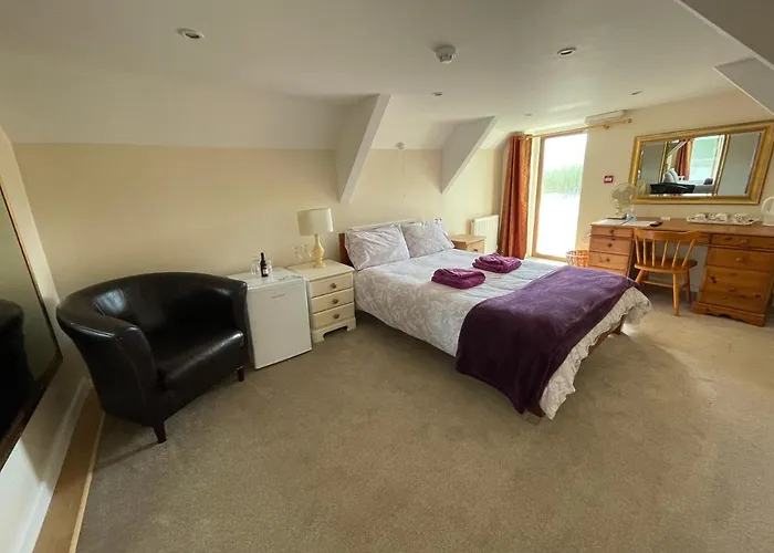 Station House, Dartmoor And Coast Located, Village Centre Hotel