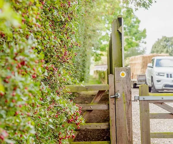Smallbrook Cottage
