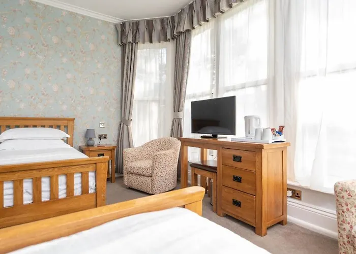 Lauriston Hotel