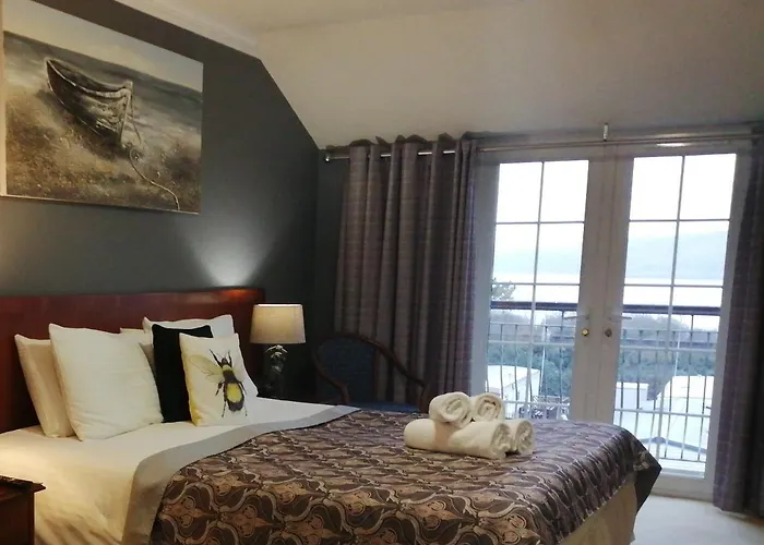 Three Rivers Hotel