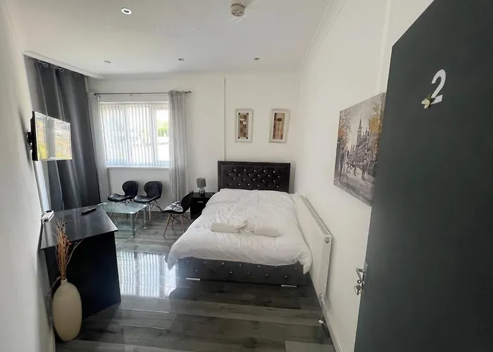 Zams Rooms
