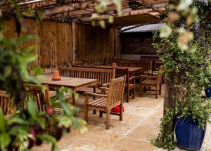 The Black Dog Inn