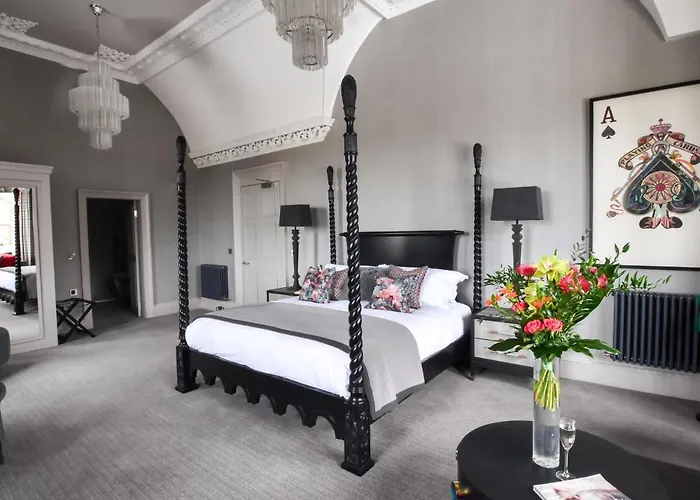 The Meadowpark Bar, Kitchen & Rooms Stirling