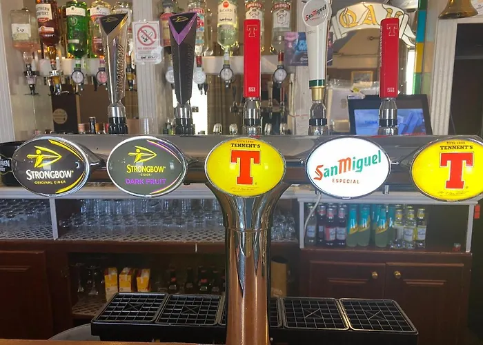 Queensberry Arms Hotel