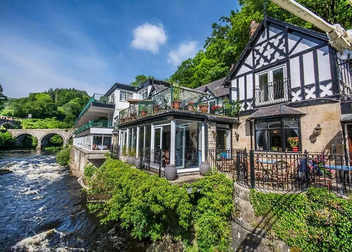 The Chainbridge Hotel Llangollen