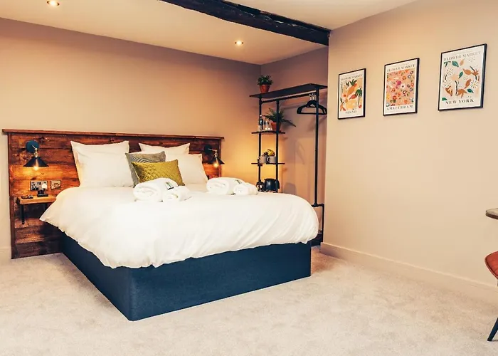 Lawton Street Rooms