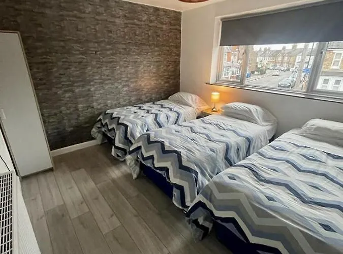 Top Twenty Bed And Breakfast Windsor