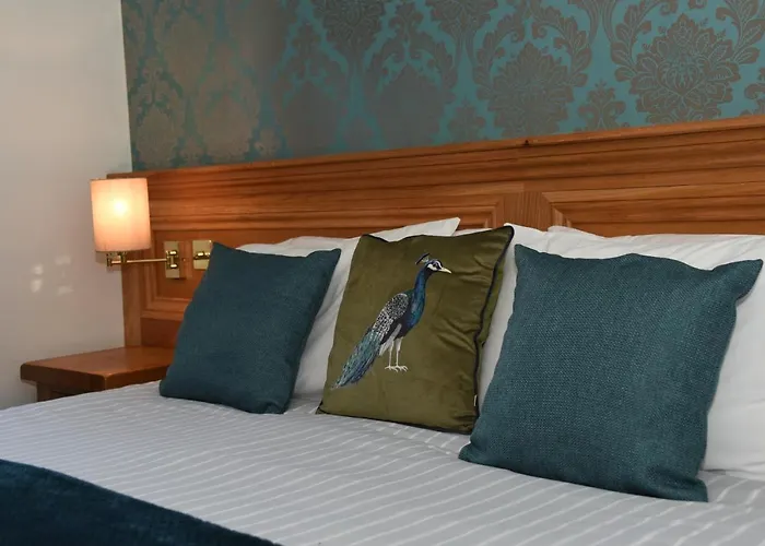 Greyhound Hotel
