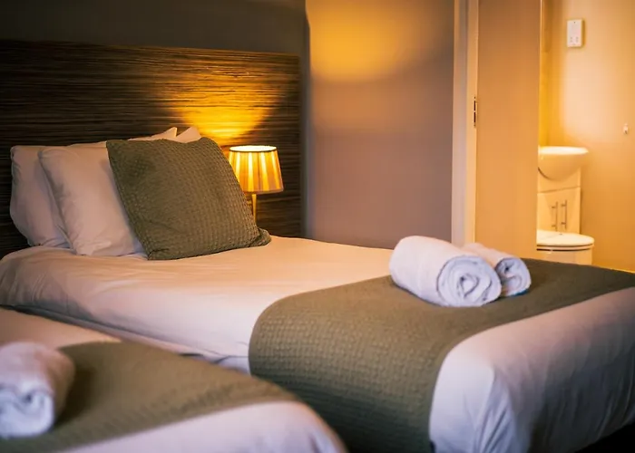 Three Horseshoes Inn