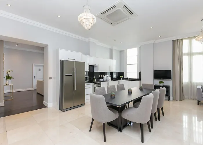 Chilworth Court Aparthotel London