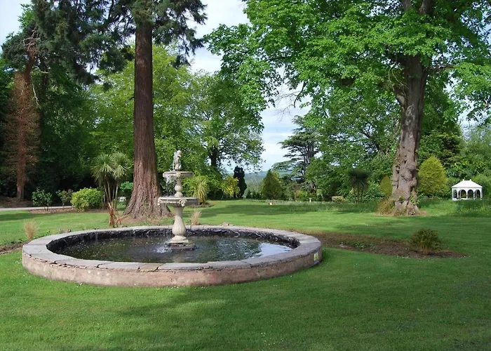 Highfield Hall