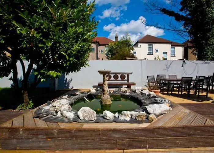 Cranford Hotel Ilford