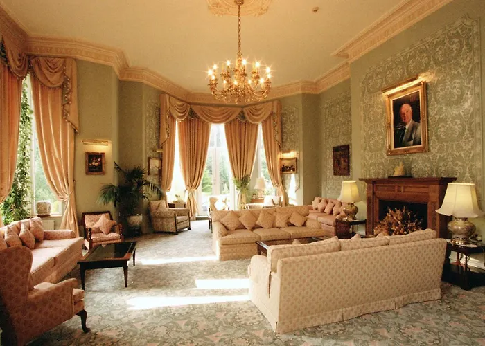 Tre-Ysgawen Hall & Spa
