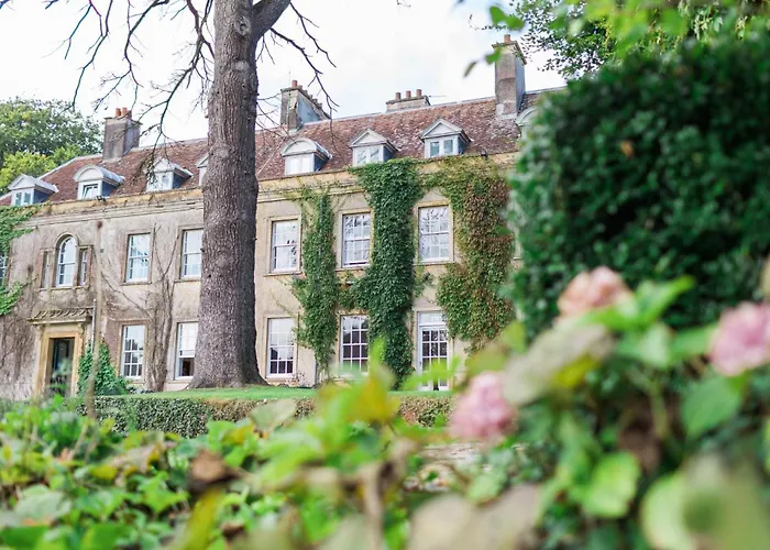 Holbrook Manor & Spa