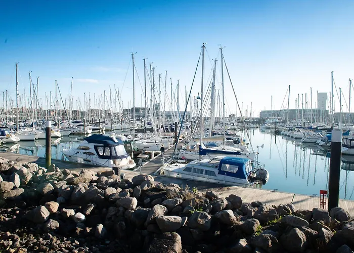 Rooms At Haslar Marina