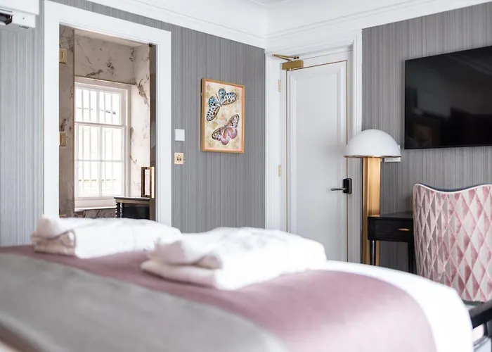 No.4 Carlton Hotel Southampton