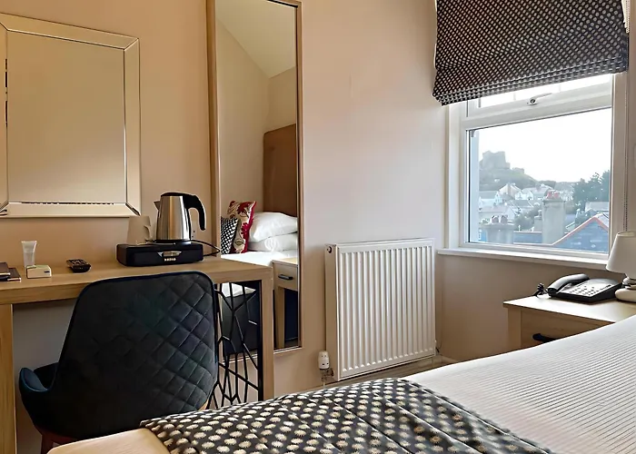 Caerwylan Hotel