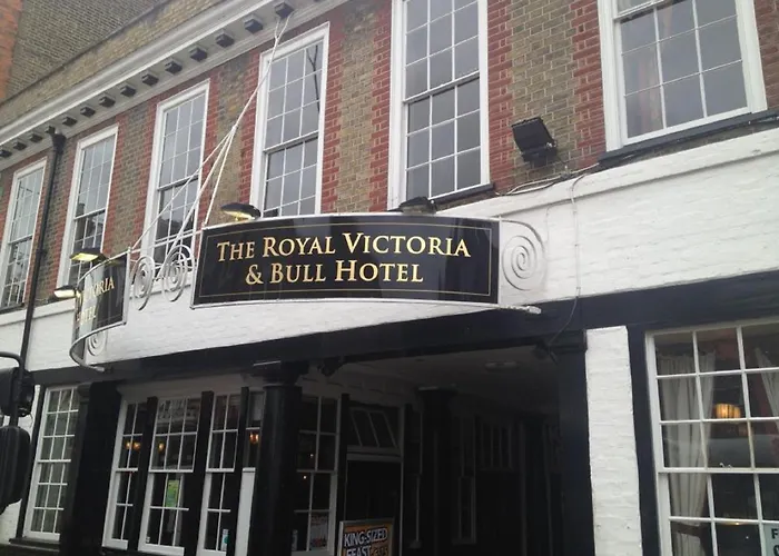 The Royal Victoria And Bull Hotel