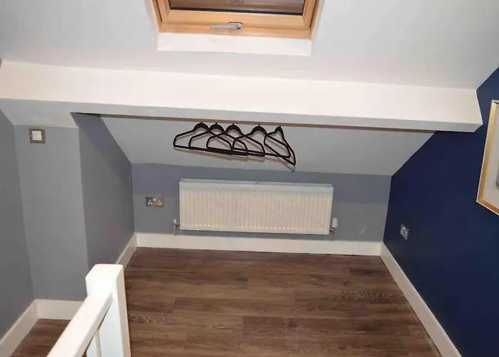 Unique 4 Bed House In Derby Perfect For Contractors And Families